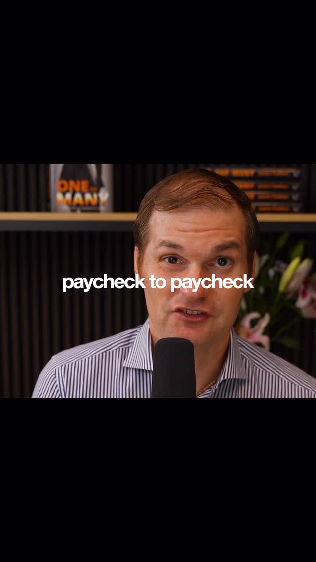 AI Doesn’t Replace You—It Multiplies Those Who Know How to Use It thumbnail